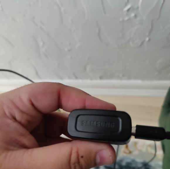 Samsung Galaxy watch rose gold small wristband - Picture 7 of 7